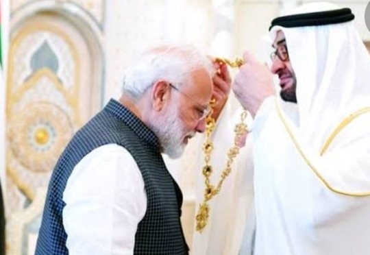 بن زايد يستقبل رئيس وزراء الهند بحفاوة بالغة ويثير حفيظة ناشطين مسلمين 